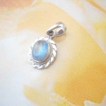 Fan shape frame with moonstone, 925. sterling silver mounting pendant
