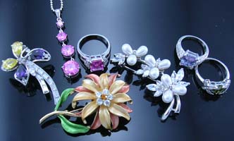 ring, earring, brooches, necklaces, gift, watch, jewelry , home decors and more