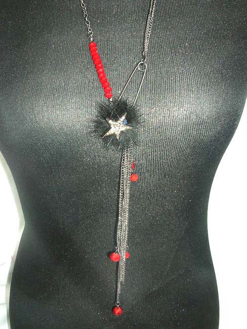 Red bead fringe necklace with fury star design