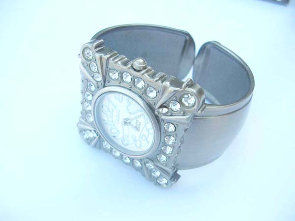 bangle-watches-48