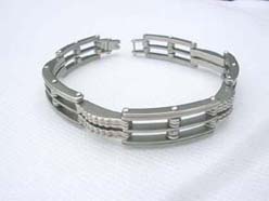 Window shape fashion stainless steel bracelet