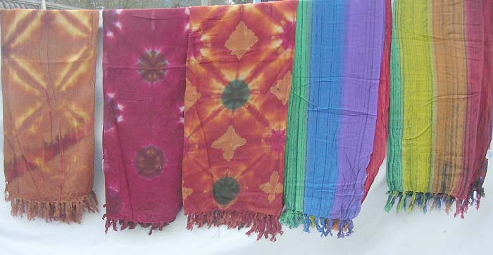 artist-theme-batik-sarong