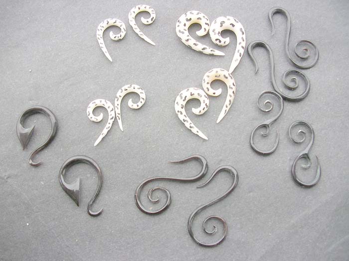 starter-horn-earring