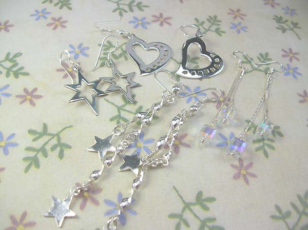 Plain silver theme, Stamped 925 sterling silver earring, Made in Thailand