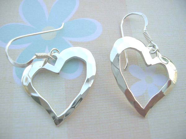 Genius 925 sterling silver nugget heart earring