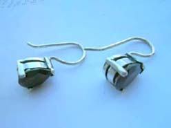 Pear garnet, 925 sterling silver earring