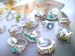 Ladies fashion cubic zirconia ring