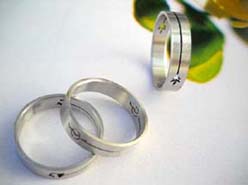 Stainless steel hip hop engraved pattern ring