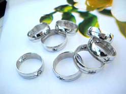 Unique fashion funky pattern ring