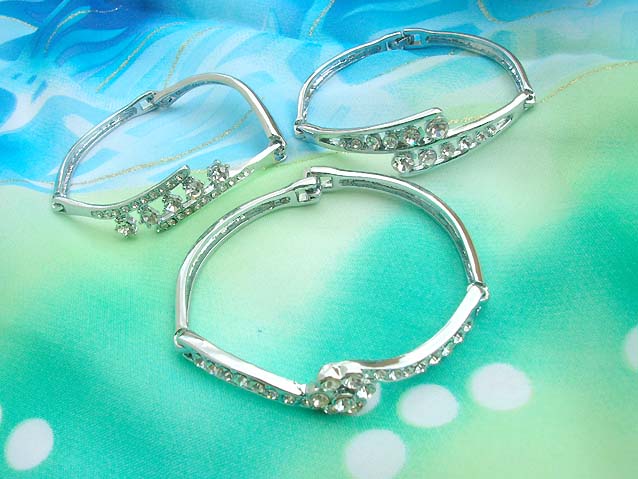 cz-rhinestone-silver-bangles-007