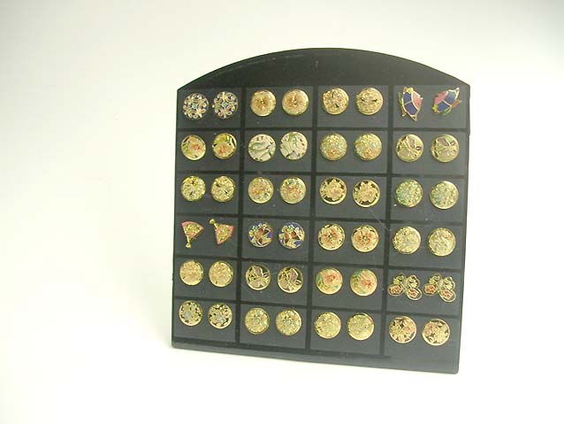 fashion-studs-earring-gold-tone-1a