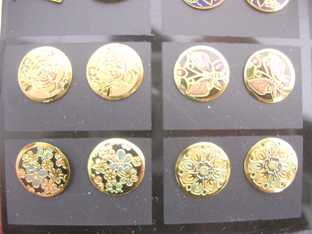 fashion-studs-earring-gold-tone-1f