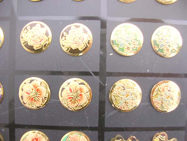 fashion-studs-earring-gold-tone-1h