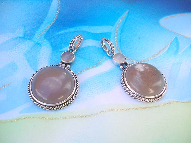gemstone-pendant-necklace-006