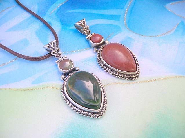 gemstone-pendant-necklace-019