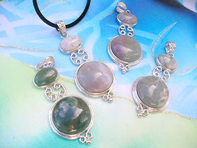 gemstone-pendant-necklace-020