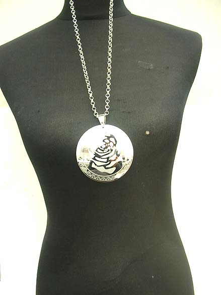 large-pendant-earring-set-01