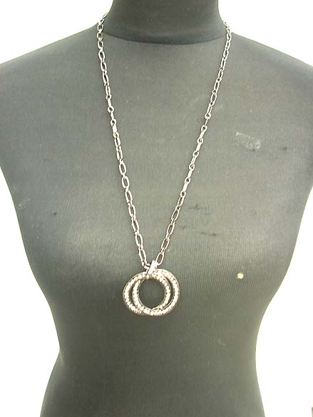 long-necklaces-02black