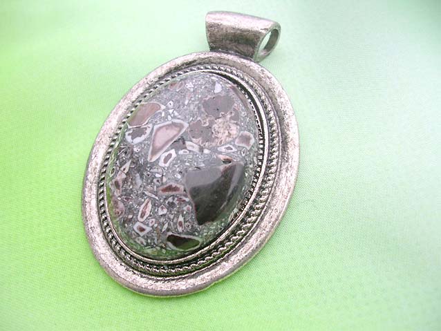 pendant-necklaces-003-semi-precious-stone