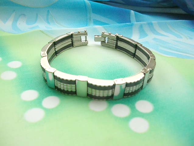 stainless-steel-bracelet-001organic-jewellery