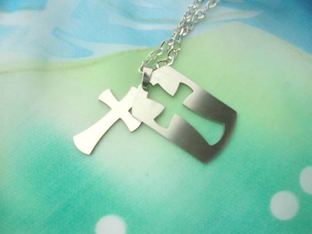 stainless-steel-pendant-necklace-011silver-chain