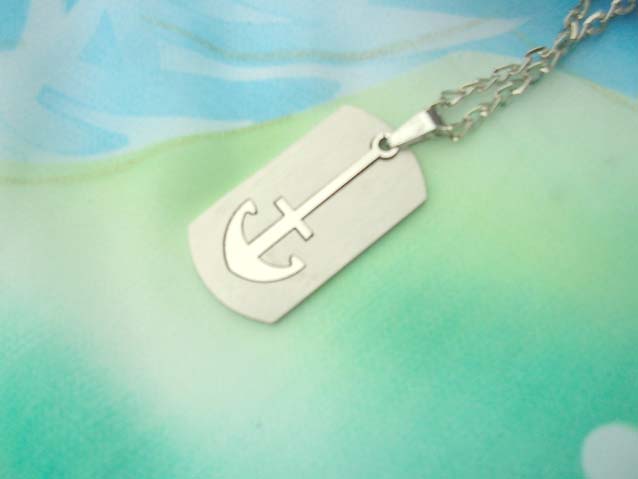 stainless-steel-pendant-necklace-012silver-chain