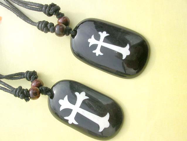 fashion-necklace-001closeup