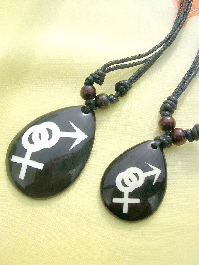 fashion-necklace-006closeup