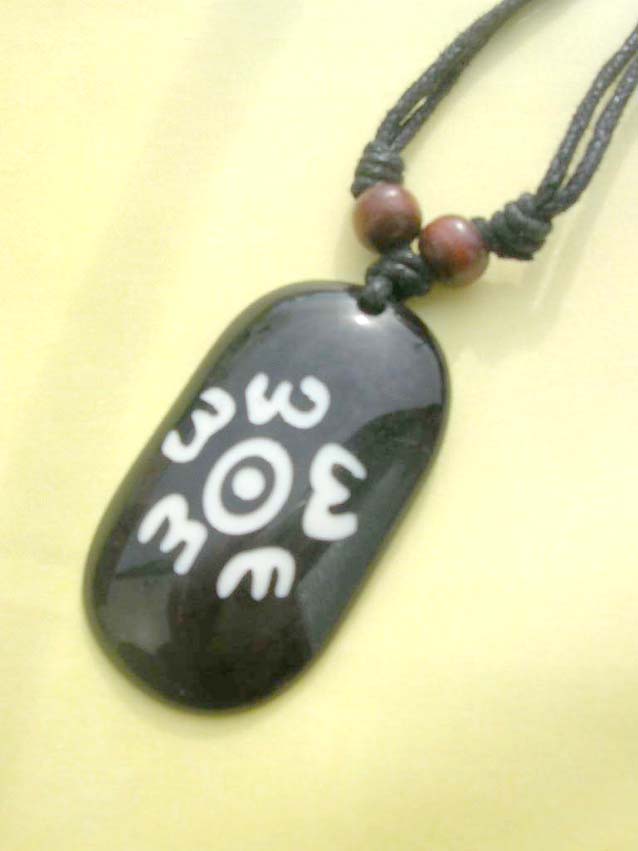 fashion-necklace-007closeup