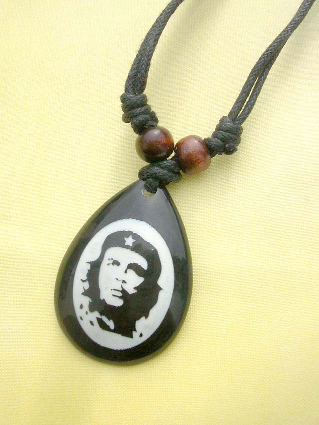 fashion-necklace-011closeup