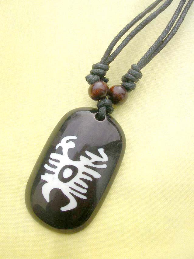 fashion-necklace-014closeup