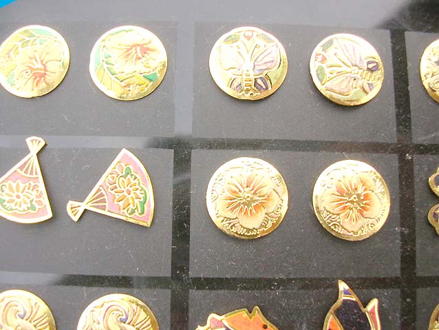 fashion-studs-earring-gold-tone-5a