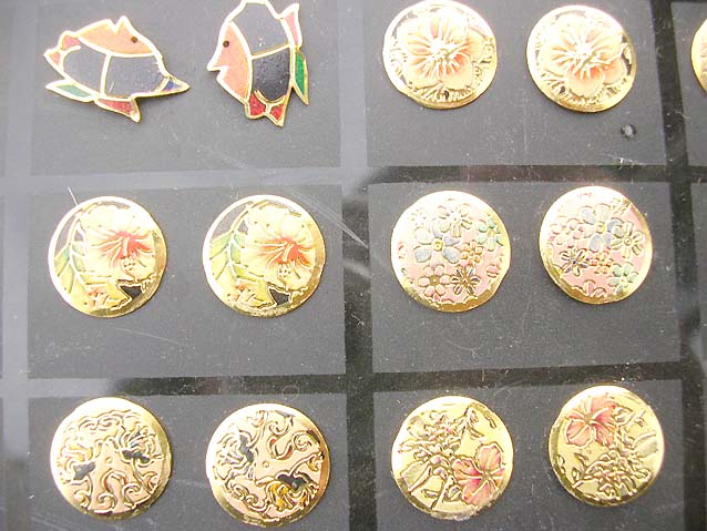 fashion-studs-earring-gold-tone-5b