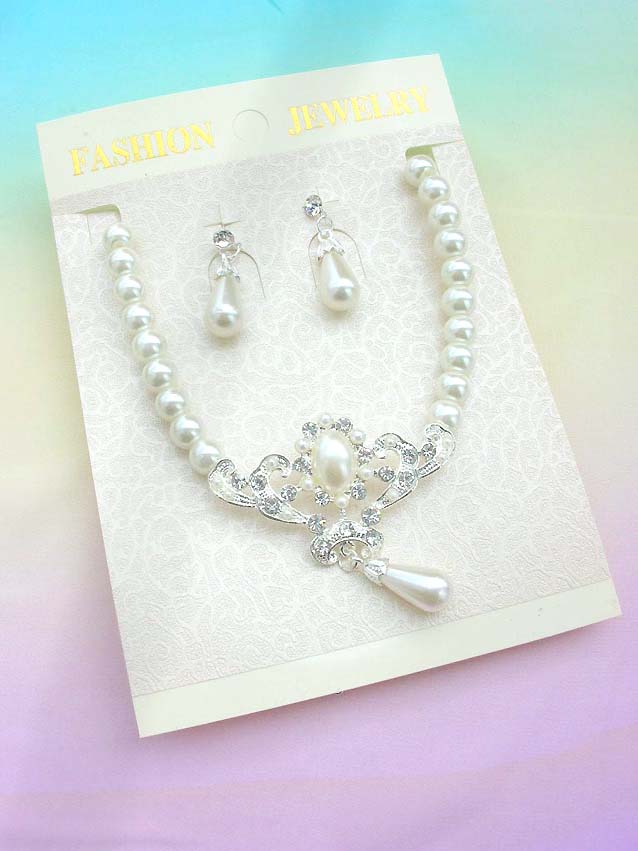 faux-pearl-crystal-flower-jewelryset006necklace-earring