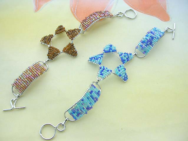 handcrafted-beadwork-bracelet002