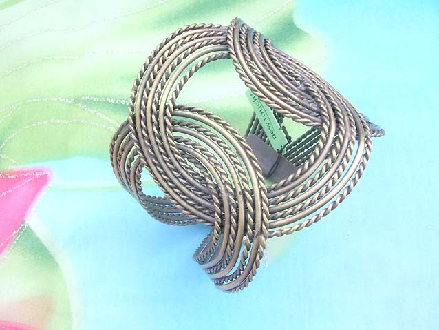 metal-cuff-090