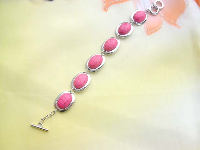 toggle-bracelet-red-stone-001