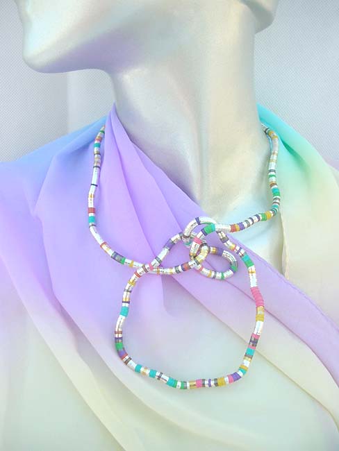 bendable-necklace-001-3