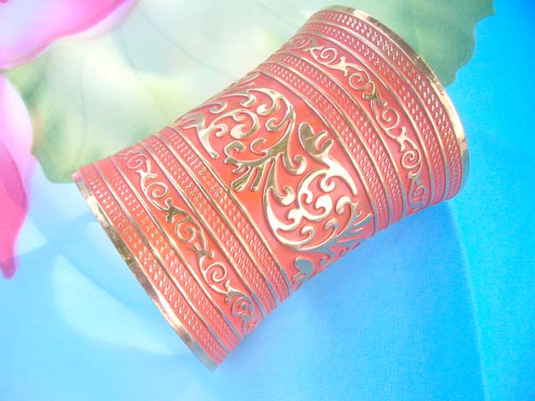 bohemian-style-extreme-wide-cuff-001