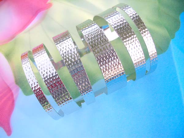 bohemian-style-extreme-wide-cuff-005