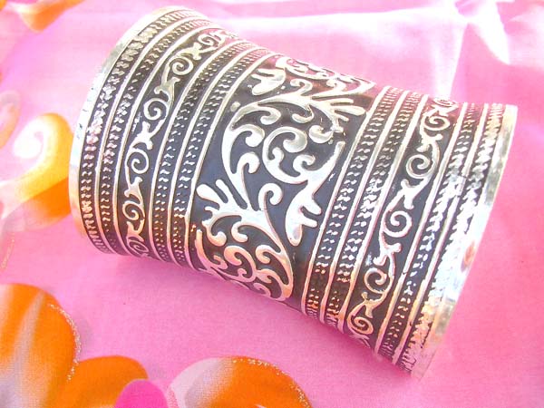 bohemian-style-extreme-wide-cuff-007