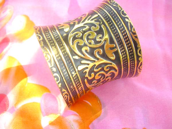 bohemian-style-wide-cuffs-005
