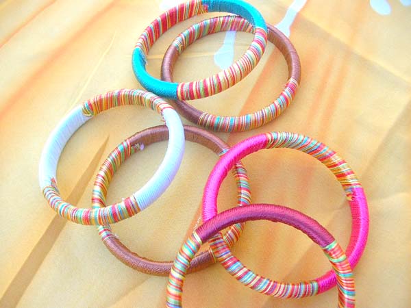 indian-threaded-bangles-001-2
