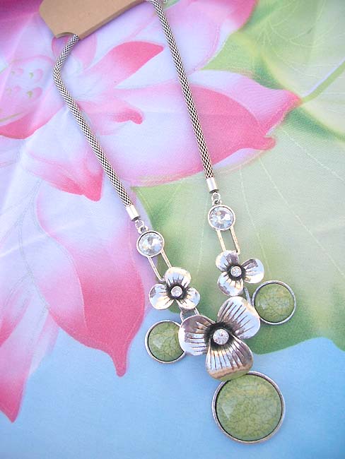 retro-fashion-necklace-005-1
