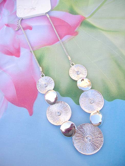 retro-fashion-necklace-006