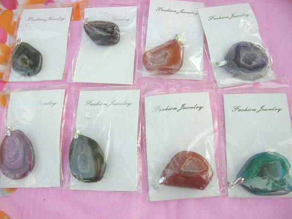 semi-preciouse-stone-pendants-2