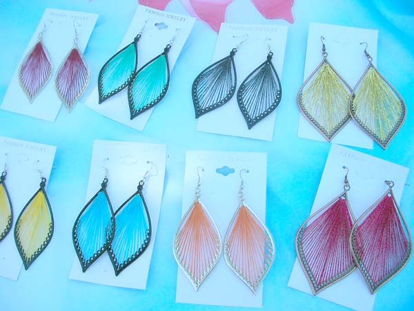thread-earrings-leaf-0011