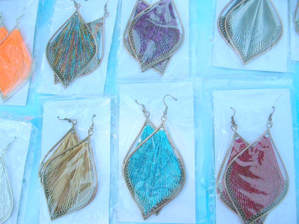 thread-earrings-leaf-0017