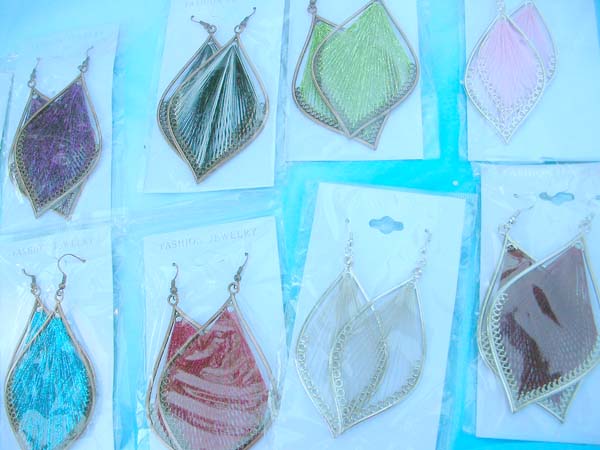 thread-earrings-leaf-0018