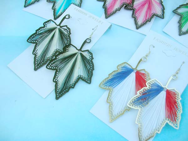 thread-earrings-maple-leaf-0014